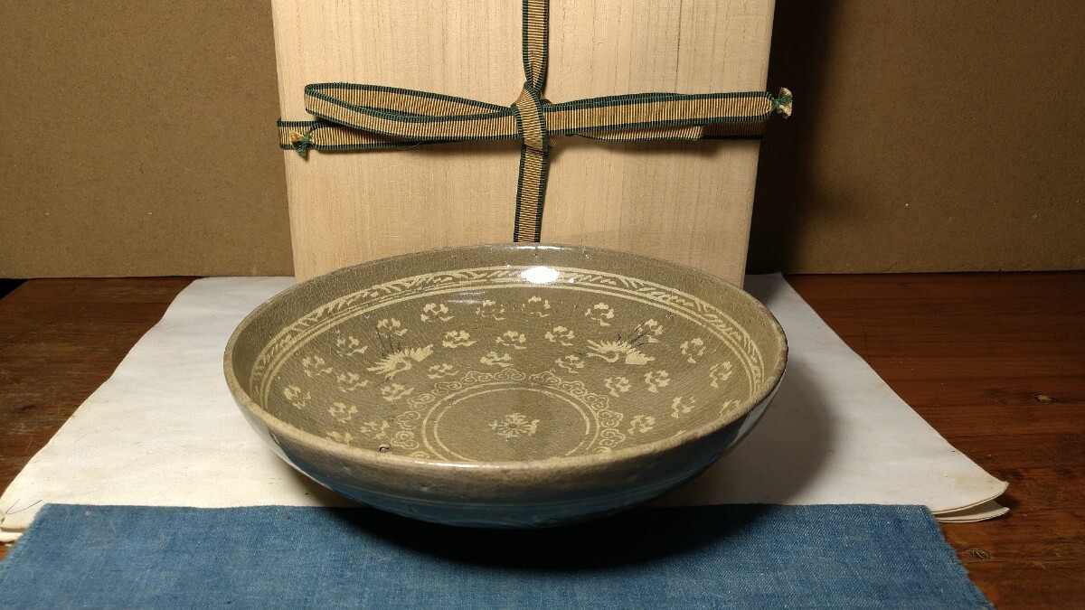 哲】【新春特別出品】賑やかな高麗青磁雲鶴文鉢（完器・高麗時代・14