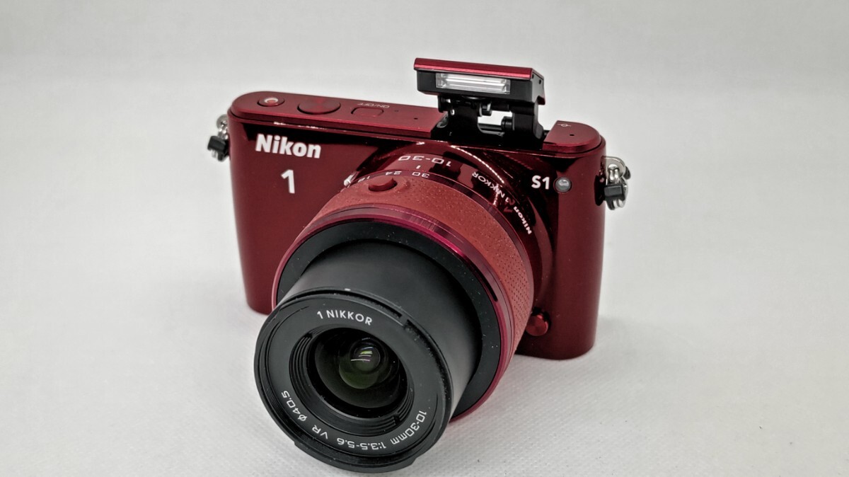 Nikon　1S1　1NIKKOR 10-30mm_1