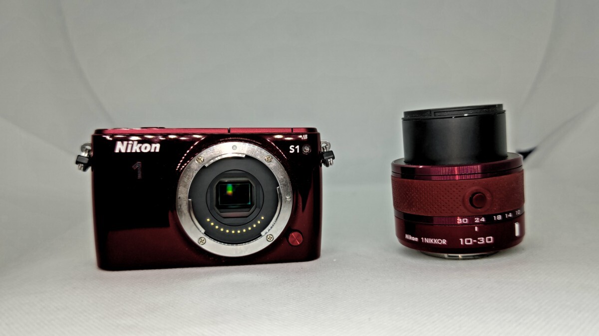 Nikon　1S1　1NIKKOR 10-30mm_2