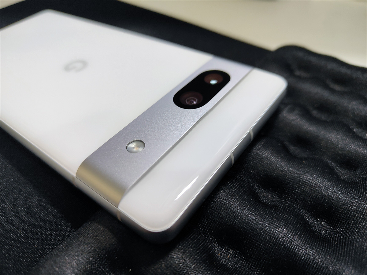 Google Pixel 7a SIMフリー ホワイトカラー オマケつき！！！ 【公式通販】