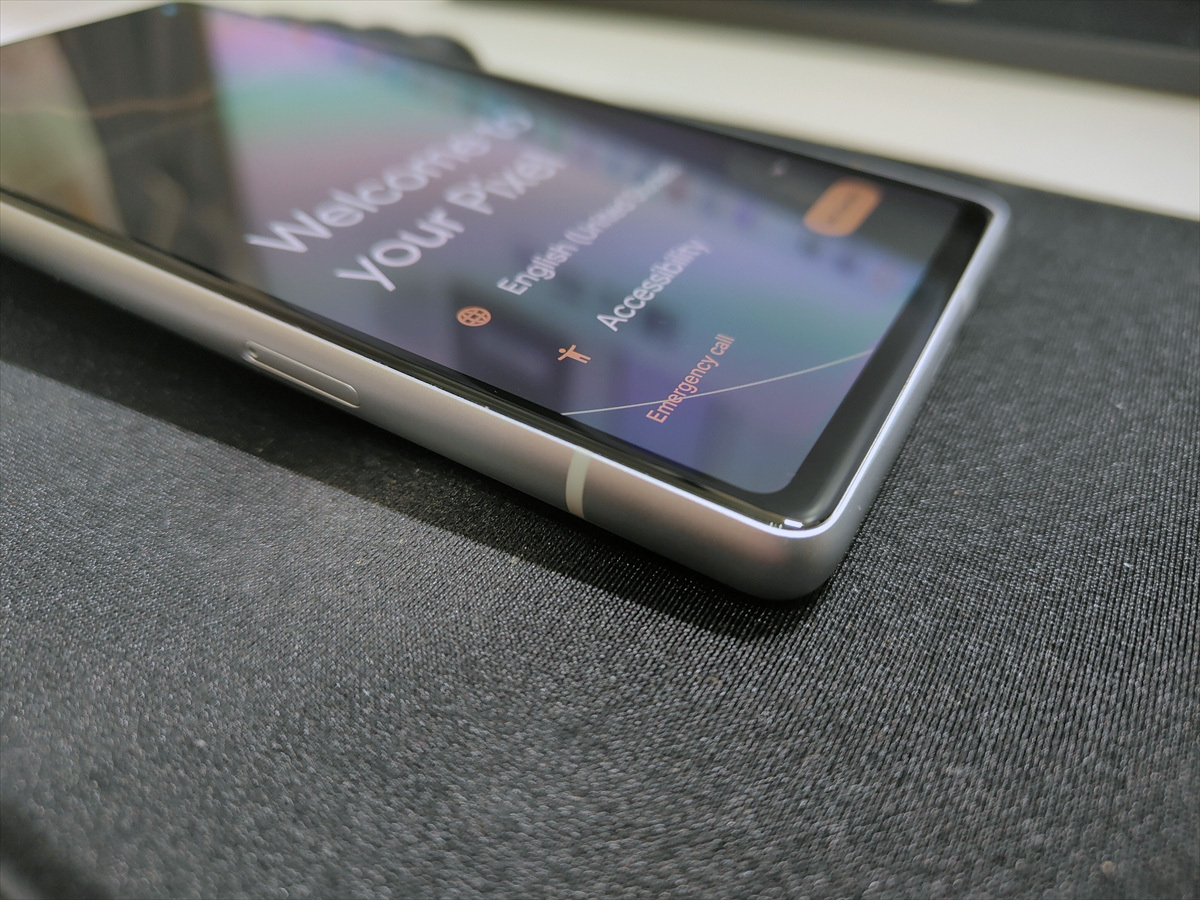 Google Pixel 7a SIMフリー ホワイトカラー オマケつき！！！ 【公式通販】