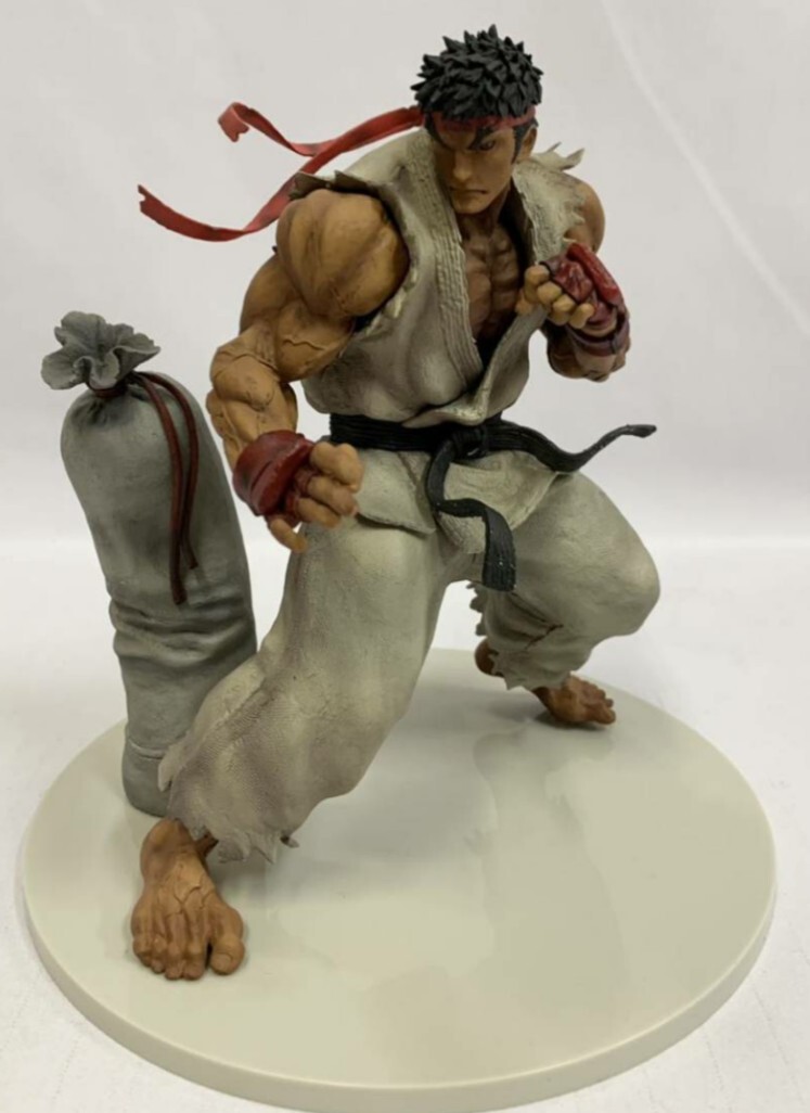 【新品・未開封】フィギュア 正規品 本体のみ エンブレイスジャパン ストリートファイター リュウ