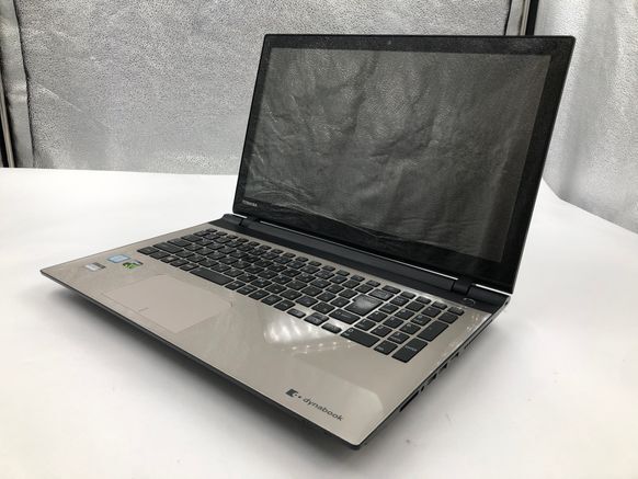 TOSHIBA/ノート/SSD 256GB/第6世代Core i7/メモリ8GB/WEBカメラ無/OS無-