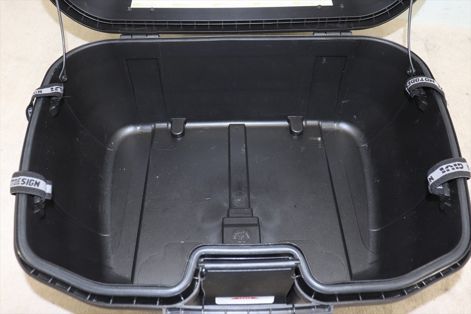 328176 GIVI リアボックス トップケース 52L トレッカー アルミ アドベンチャー ロック用キー2本つき リアボックス 52L GIVI trk52」の人気商品一覧・価格比較 リアケース トップ