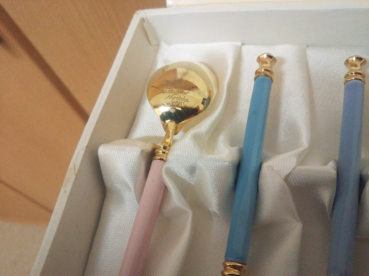 ノリタケ Noritake アルミナ スプーン カラー アソート カトラリー 6本セット ウェッジウッド ナルミ ロイヤルアルバート ノリタケ Noritake アルミナ磁器ハンドル 茶色 アルミナ磁器ハンド ティースプーン(ピンク