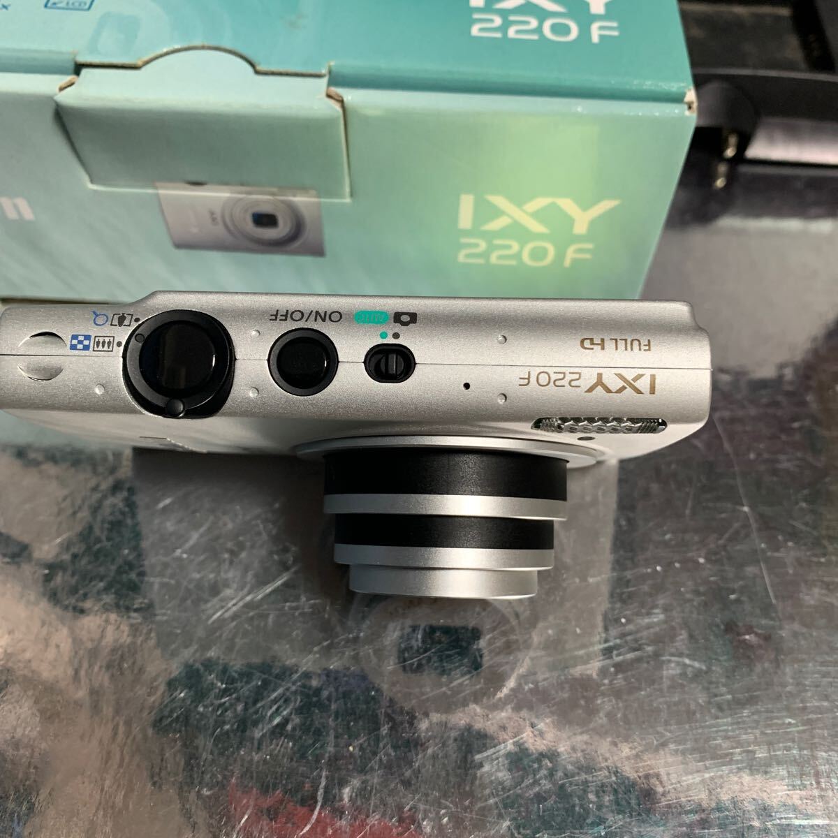 Canon キヤノン コンパクトデジタルカメラ デジカメ IXY 220 F 通電