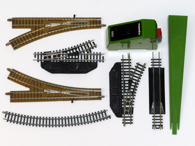 Nゲージ TOMIX 線路 車両 ジャンク詰め合わせ Nゲージ 中古線路 ジャンク扱い品】TOMIX / トミックス：高架橋付