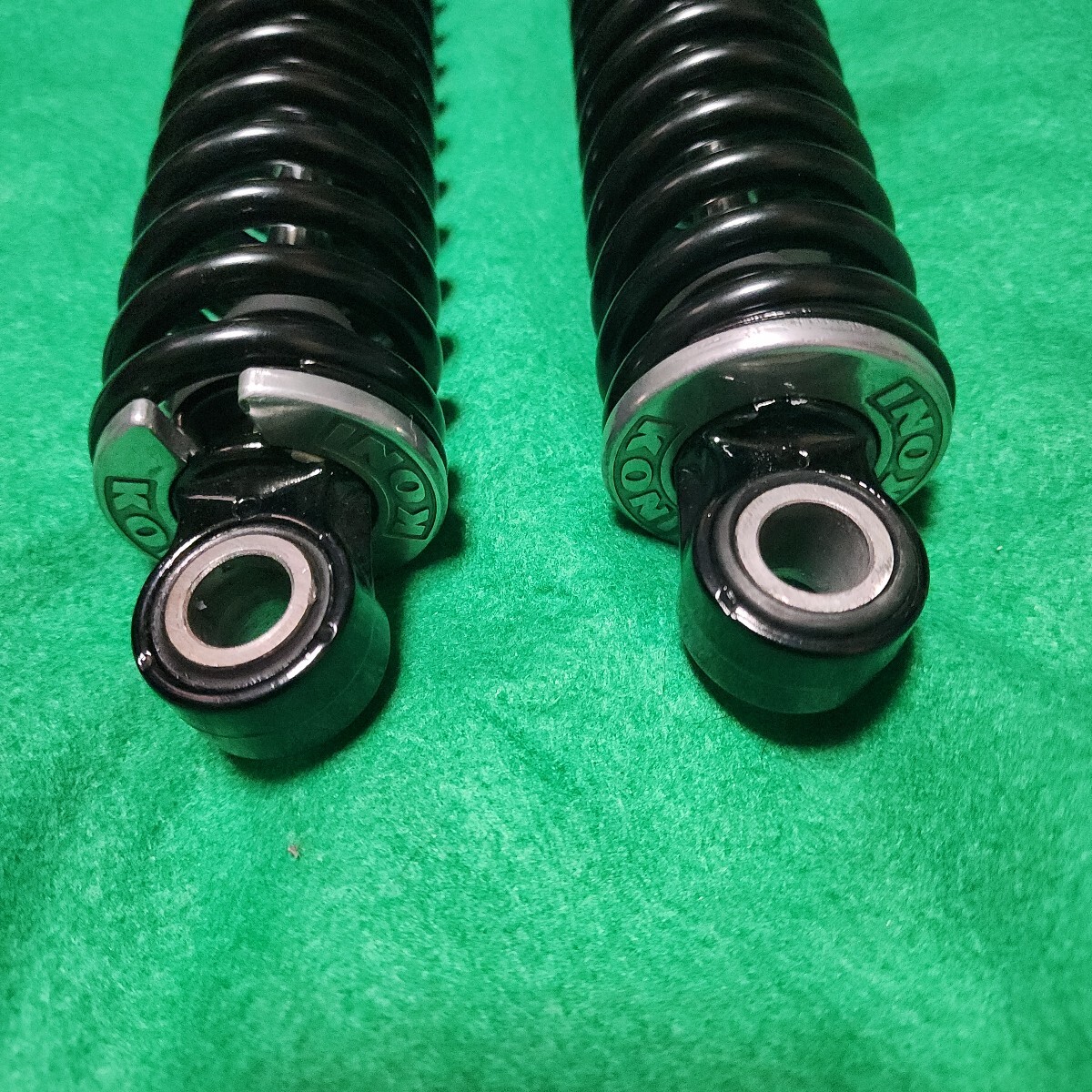 KONI リアサスペンション　350mm　オフセットサス z1 z2 kz他 コニー KONI 当時物 サスペンション 350mm Z2 Z1 オフセット 希少 リア
