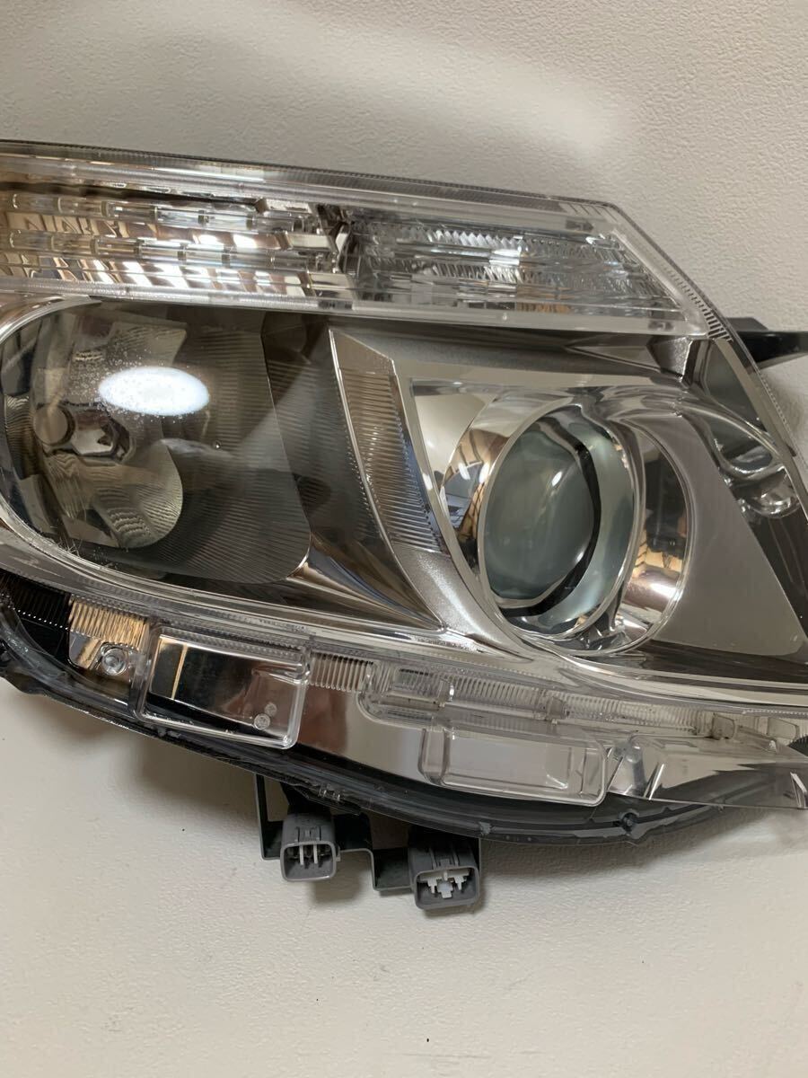 磨き済み ノア エスクァイア 80 前期 純正 LED ヘッドライト 左 ヘッド