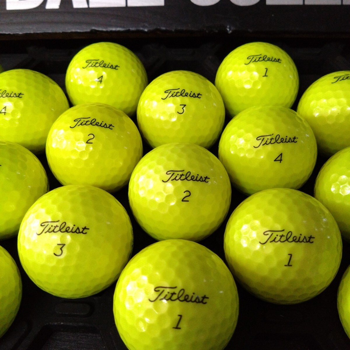 No.58【ロストボール・ タイトリスト Titleist・ PRO V1 イエロー