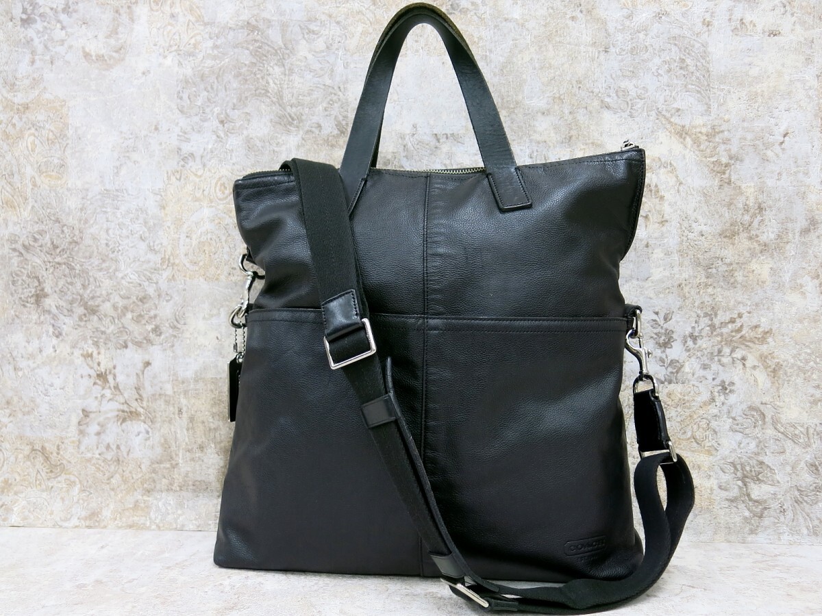 □極美品□COACH コーチ□70493□ロゴ型押し□カーフ レザー