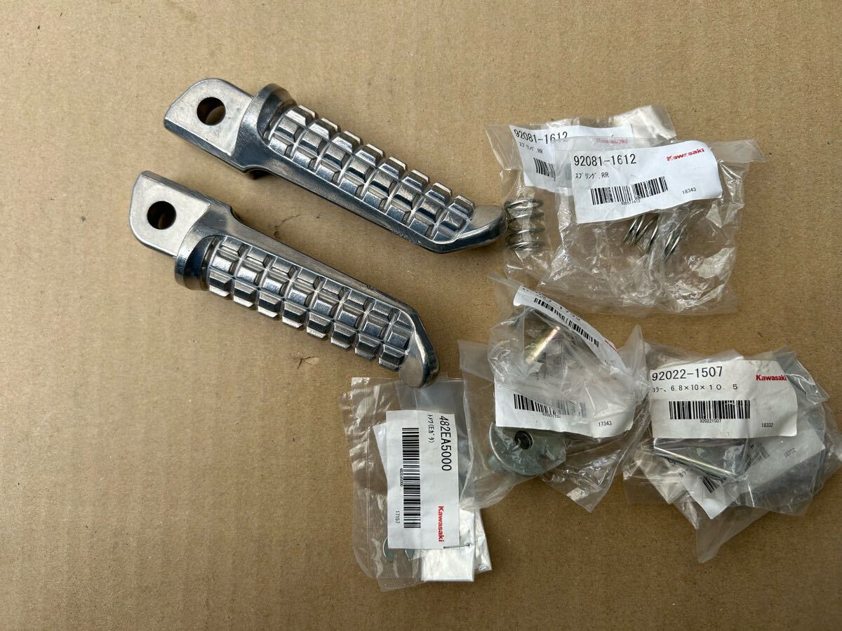 ◆もも◆ KAWASAKI純正部品 タンデムステップ 左右 その他部品 ゼファー 400 750