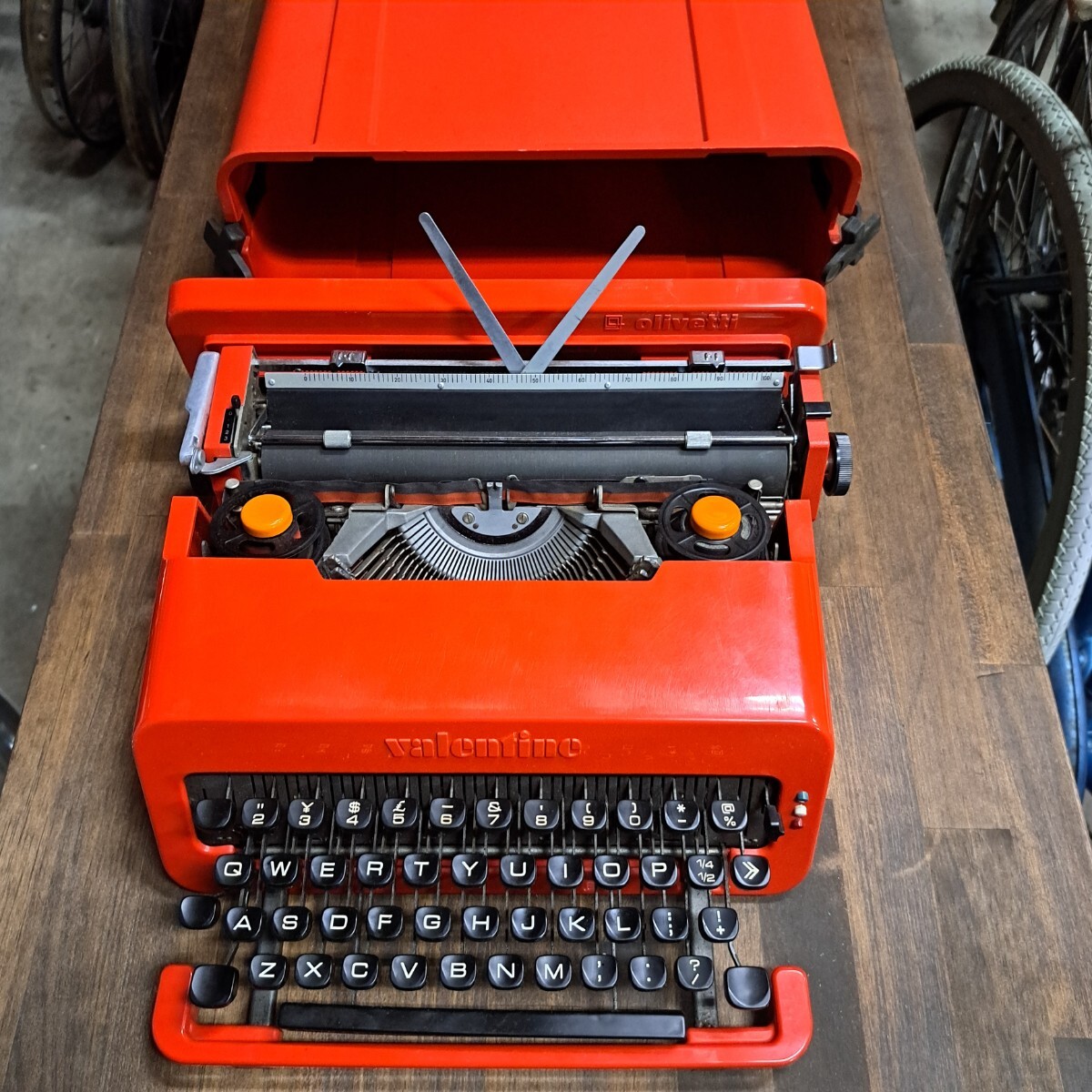 Olivetti valentine タイプライター 要メンテ オリベッティ 