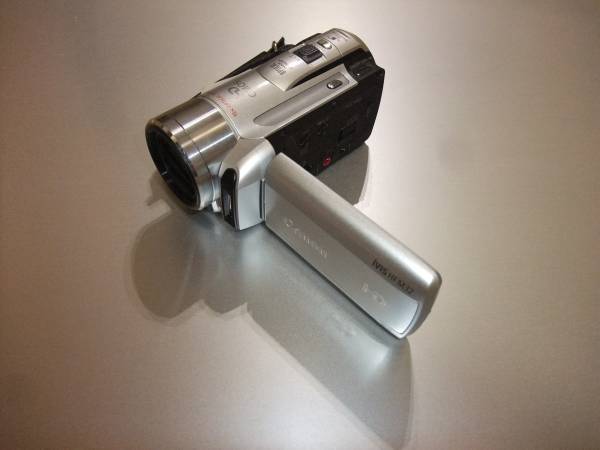 CANON iVIS HF M32ビデオカメラ　レンタル７日間_2