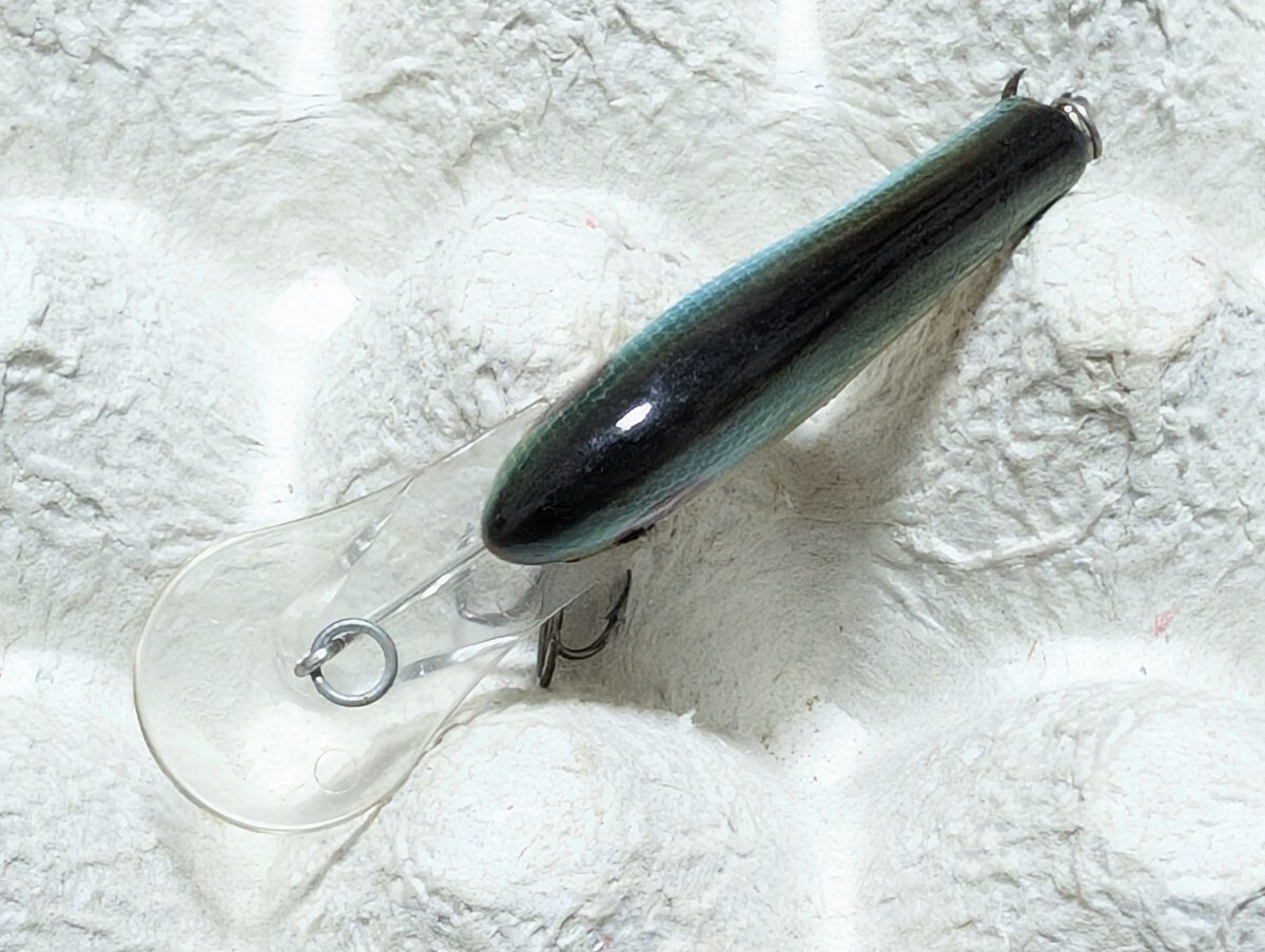 ポー・リック=クランデザイン・カベラス(Cabela's)特注品・旧型薄ボディー【ＲＣ−１】セダーウッド製・ラウンドリップ・シャッド_4