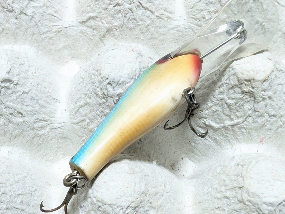 ポー・リック=クランデザイン・カベラス(Cabela's)特注品・旧型薄ボディー【ＲＣ−１】セダーウッド製・ラウンドリップ・シャッド_7