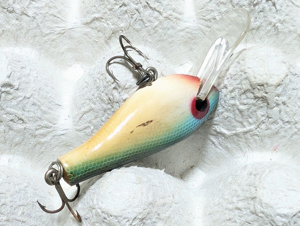 ポー・リック=クランデザイン・カベラス(Cabela's)特注品・旧型薄ボディー【ＲＣ−１】セダーウッド製・ラウンドリップ・シャッド_8