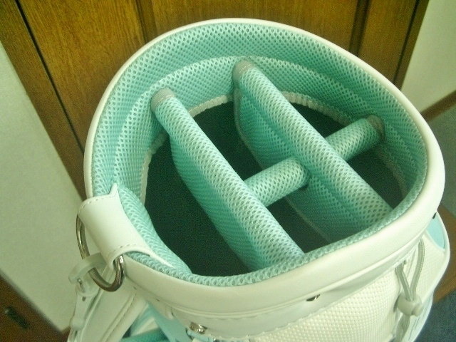 未使用　アディダス　レディース　スポーティ　ラウンド文字　合皮レザー　クリアアクア　オフ水色　ゴルフバッグ _4