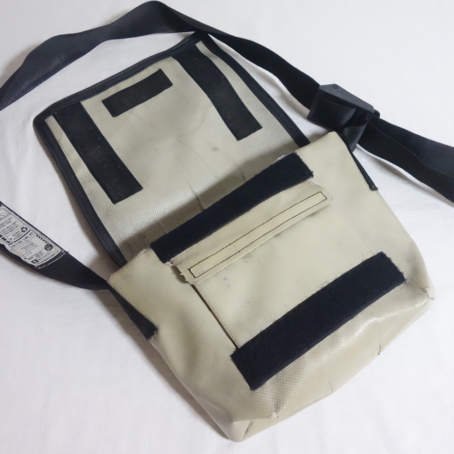 FREITAG フライターグ ショルダーバッグ F11 LASSIE】英文字
