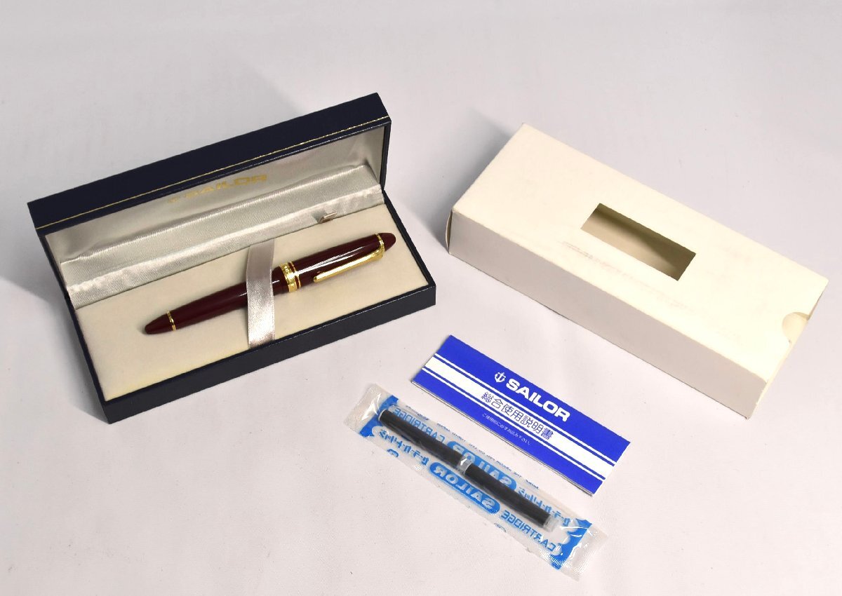 1-11248)SAILOR セーラー 万年筆 ペン先 14K ワインレッドカラー 筆記