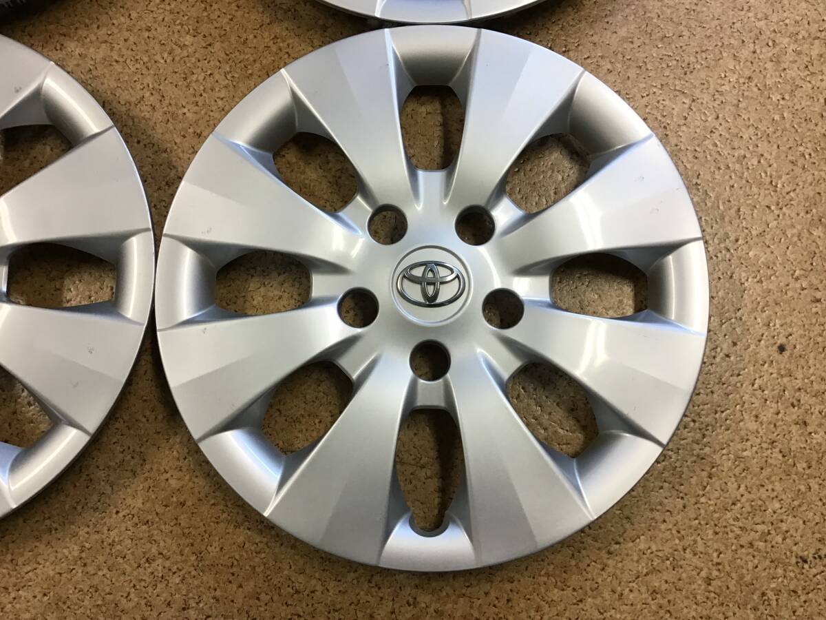 k70】 TOYOTA トヨタ 純正 ホイールカバー 15インチ ホイールキャップ