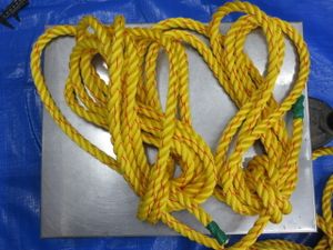 激安・新品・国産☆2巻セット//黄色・赤入り/ニューテトロン 三つ打ちロープ　芯あり★16