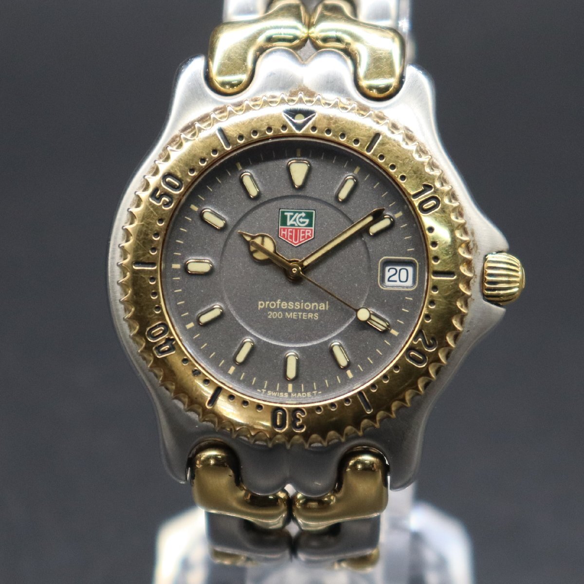 電池新品 TAG HEUER タグホイヤー プロフェッショナル200M WG1120-0