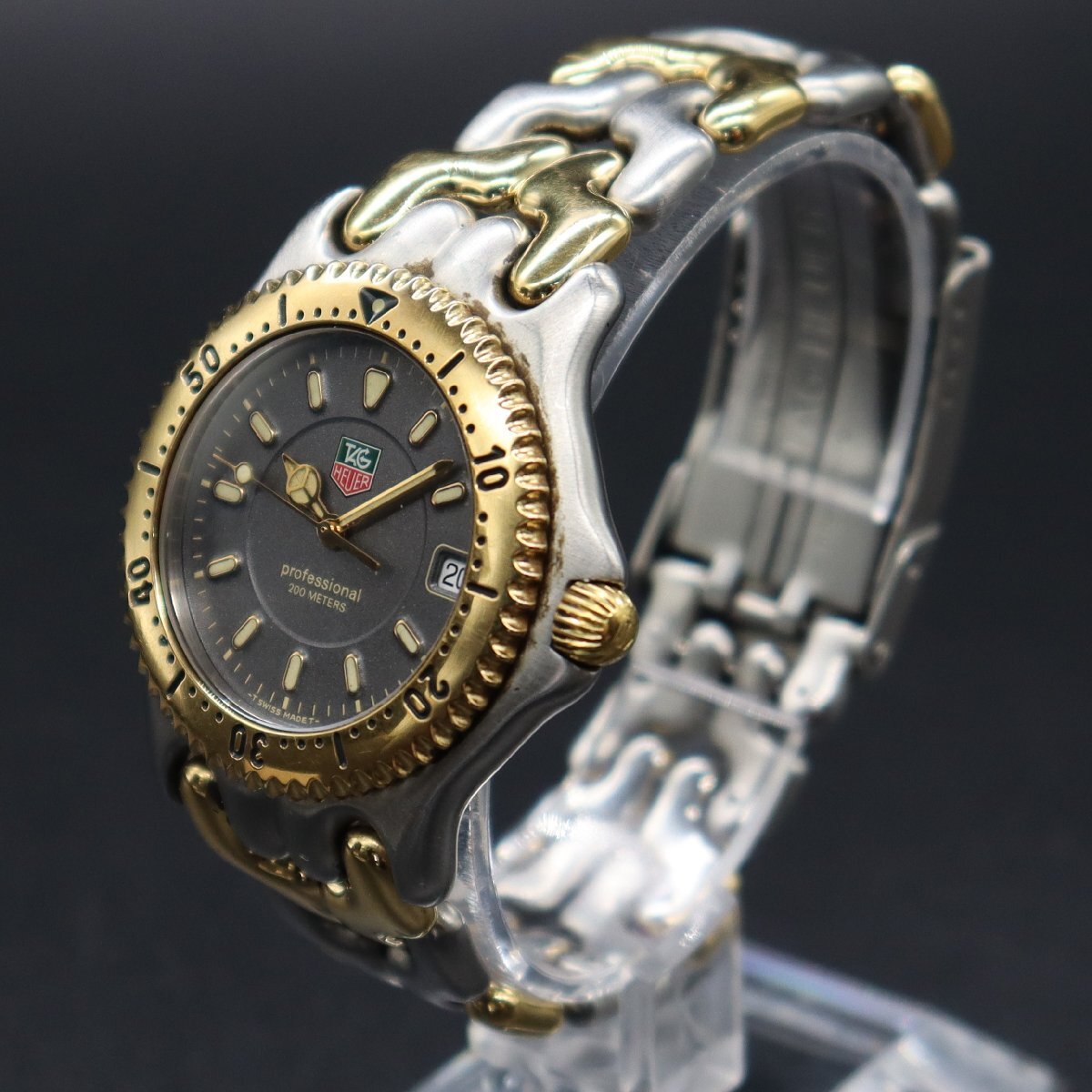 電池新品 TAG HEUER タグホイヤー プロフェッショナル200M WG1120-0