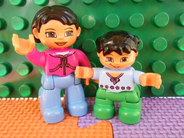 Lego Duplo レゴ デュプロ お母さんと女の子 お人形フィグ レゴ デュプロ 売買されたオークション情報 Yahooの商品情報をアーカイブ公開 オークファン Aucfan Com