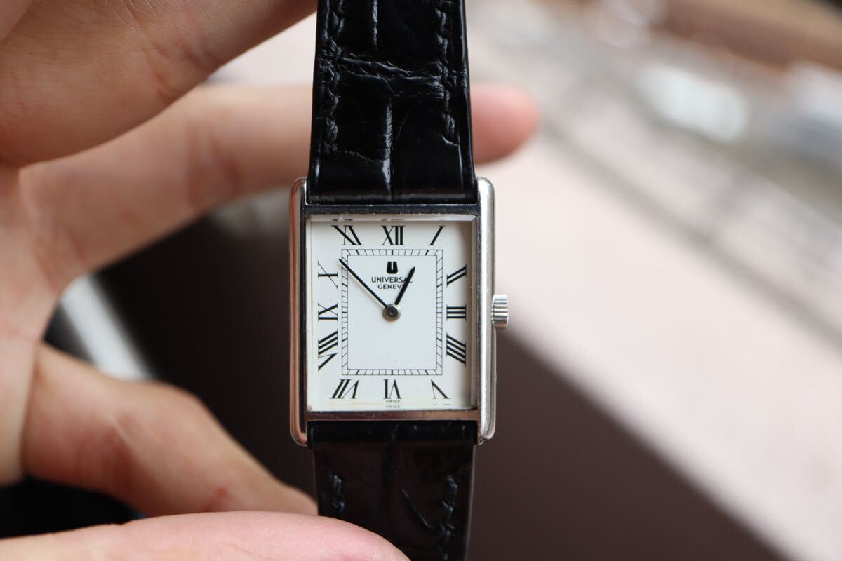UNIVERSAL GENEVE ユニバーサルジュネーブ 手巻き ホワイトローマン