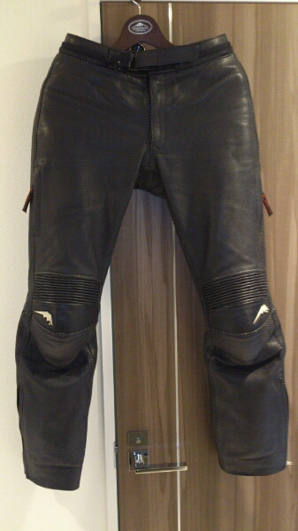 クシタニ KUSHITANI K1039 ディグニティメッシュパンツ L(レザー
