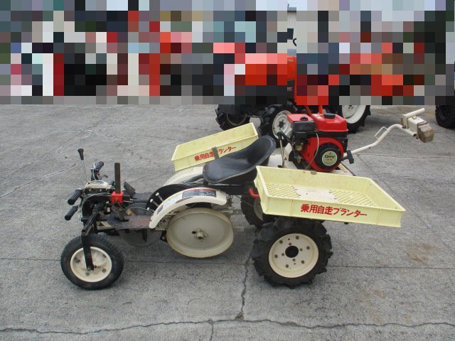 群馬 【ジャンク品】片倉 移植機 PAK-4 乗用 トランスプランター 野菜