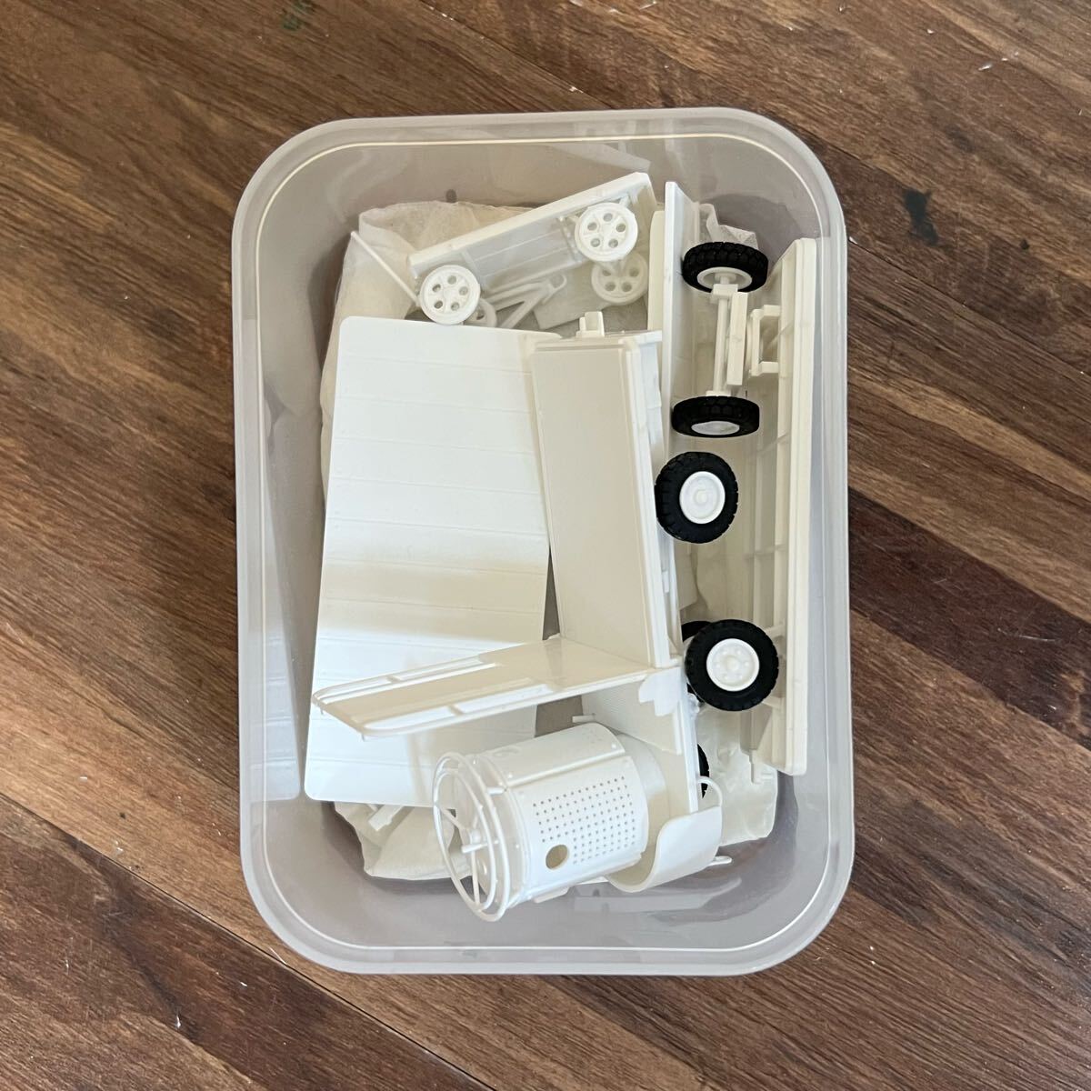 ★売り切り100円スタート★アオシマ プラモデル 特殊荷役No.6　朝霞製作所 ターレットトラック 築地市場仕様 アオシマ スケール1/32 現状品_5