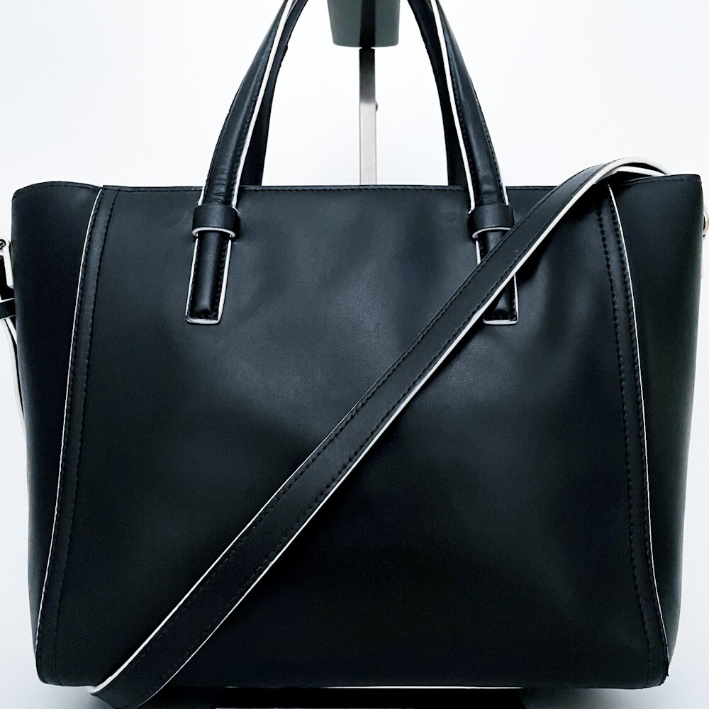 1円□超美品□幻の逸品□超希少デザイン Ferragamo フェラガモ 2way