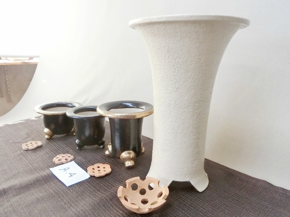 植替時期！【蘭鉢 ラン鉢　4種　未使用白黒釉金彩・A4・植木鉢　盆栽鉢　足付】◆薩摩　信楽　豆鉢ミニ鉢 山野草　長期保管品※円安！買得_2