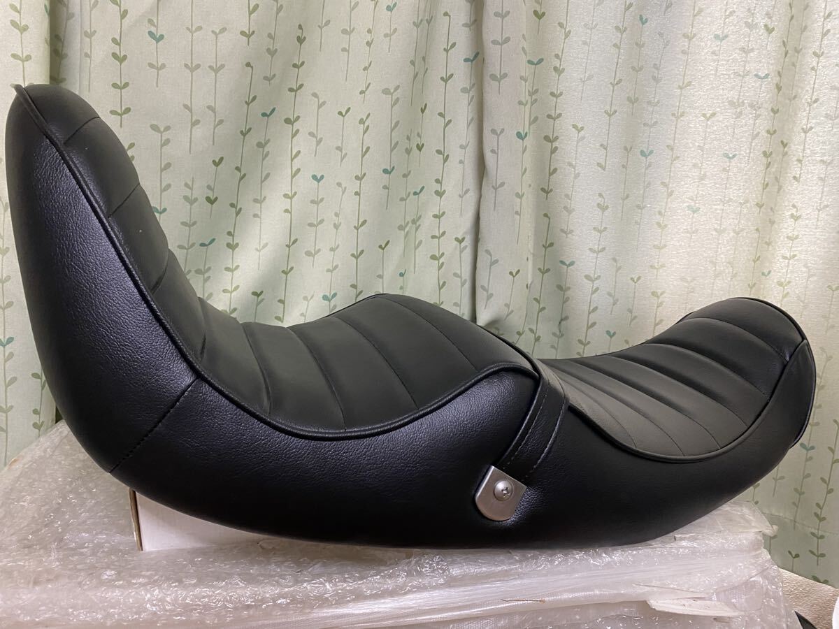 希少Z900RS用三段シート