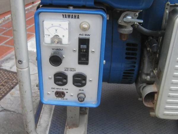 USED☆!ヤマハ発電機 EF2400-D 作動品 100V(発電機、変圧器、充電器 