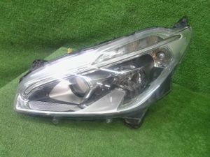 プジョー 208 ABA-A9HN01 左 ヘッドランプ ヘッドライト ASSY スタイル HN01 EPY