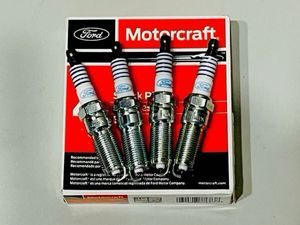 【送料無料】純正プラグ 4本 エコブースト 2.0L 2.3L フォード エクスプローラー 2011～2