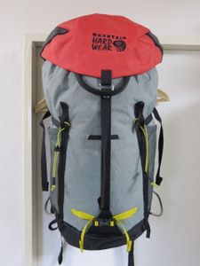 【未使用】 マウンテンハードウェア スクランブラー 25　MOUNTAIN HARDWEAR Scramblerザ