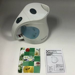 エレクトロラックス　電気ケトル　EKT3022 中古品