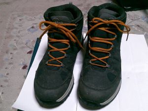 ■モンベル　冬用トレッキングシューズ　25センチ■