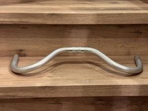 日東　マスタッシュバー　NITTO* rm016 mustache bar (silver)　シルバー　25.4mm ブルー