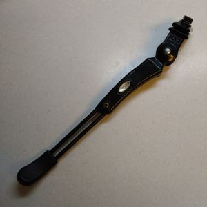 ギザプロダクツ (GIZA PRODUCTS) アジャスタブル センタースタンド 20～24 ブラック(KSC0