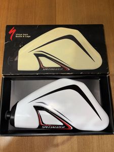 スペシャライズ　エアロボトル