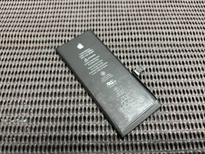 【動作中古品】Apple純正品 iPhone 7 バッテリー（傷や汚れあり）