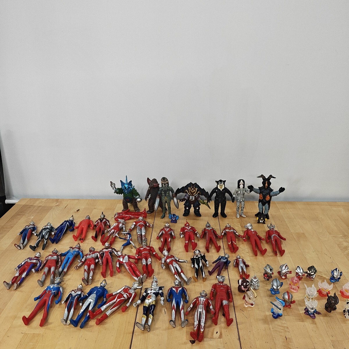 ウルトラマン指人形の値段と価格推移は？｜22件の売買データから