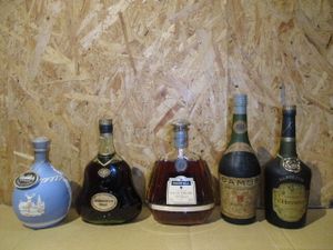 ナポレオン ウイスキーの値段と価格推移は？｜64件の売買データから