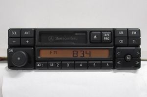 美品！　メルセデス　ベンツ純正オーディオ　CQーLQ3850AA　J0038200086JJ レトロ　１９