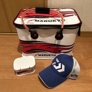 美品マルキューバック　マルキュー餌箱　ダイワマスタートーナメント帽子